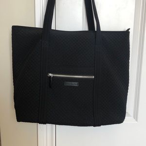 Vera Bradley Iconic Vera Tote in Classic Black